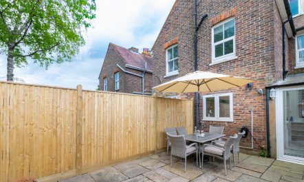 4 Bed in Rye 9