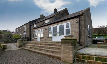 5 Bed in Fryup Dale 4