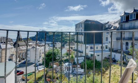 2 Bed in Ilfracombe 3