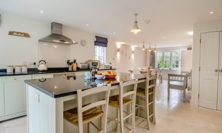 4 Bed in Walberswick 1