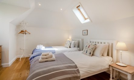 2 Bed in Sudbourne 7