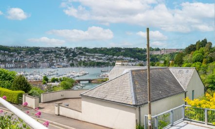 2 Bed in Kingswear 1