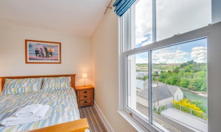 2 Bed in Kingswear 4