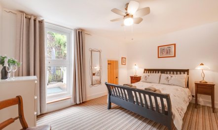 2 Bed in Kingswear 9