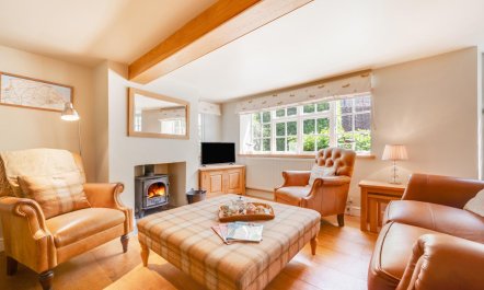 2 Bed in Blakeney 9