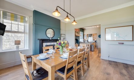 5 Bed in Seahouses 3