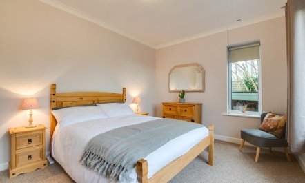 2 Bed in Port Eynon 6