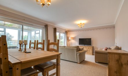 2 Bed in Port Eynon 3