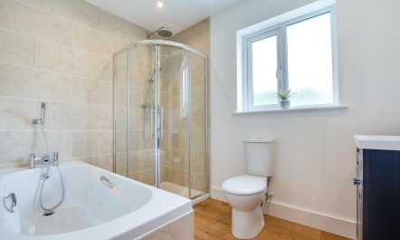 3 Bed in Llanfynydd 9