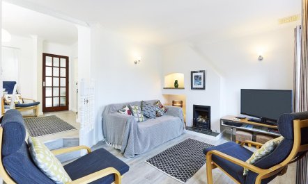 2 Bed in St. Ives 9