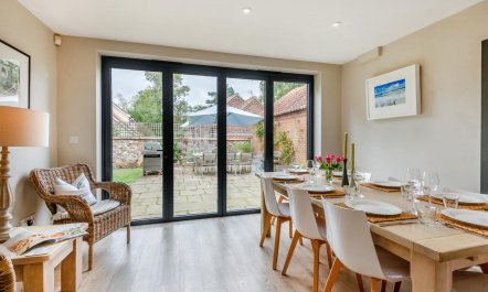 4 Bed in Brancaster 2