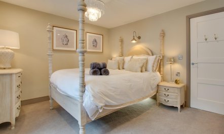 2 Bed in Conwy 4