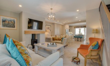 2 Bed in Conwy 1