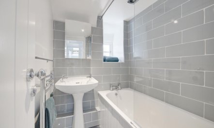 2 Bed in West Looe 7