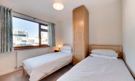 2 Bed in Brixham 7