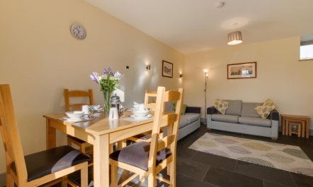2 Bed in Totnes 3