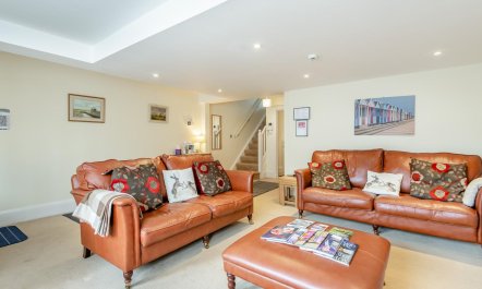 2 Bed in Southwold 4