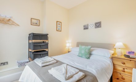 2 Bed in Southwold 9