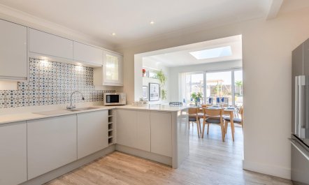3 Bed in Greatstone 1