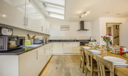 4 Bed in Southwold 9