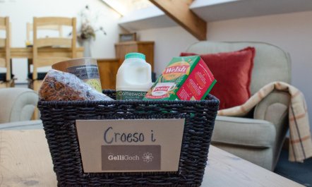 2 Bed in Dolgellau 8