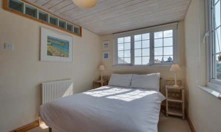 1 Bed in St Ives 7