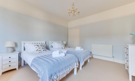 4 Bed in Southwold 4