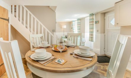 3 Bed in Porthleven 6