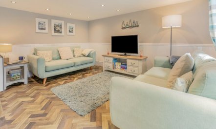 3 Bed in Porthleven