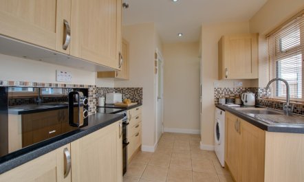 2 Bed in Walcott 6