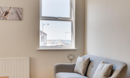 2 Bed in Seahouses 4