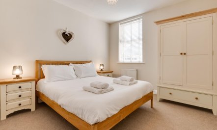 2 Bed in Seahouses 6