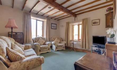 2 Bed in Grasmere 4