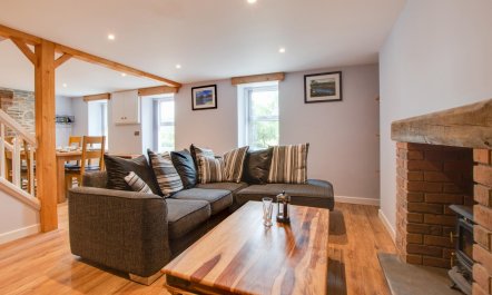 2 Bed in Tregaron 1