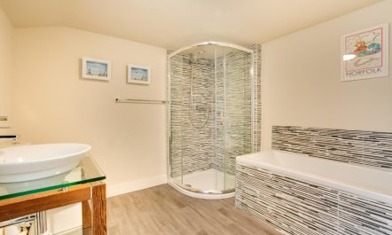 2 Bed in Cromer 9