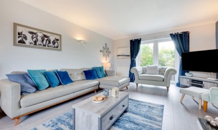 4 Bed in Mundesley 2