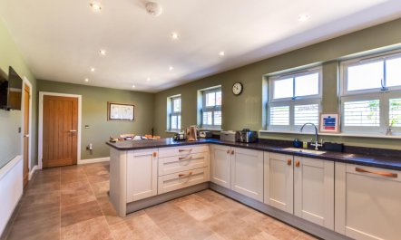 3 Bed in Seahouses 6