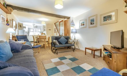 2 Bed in St Ives 2