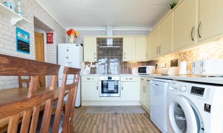 2 Bed in Saltburn-by-the-Sea 1