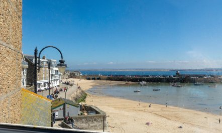 3 Bed in St Ives 1