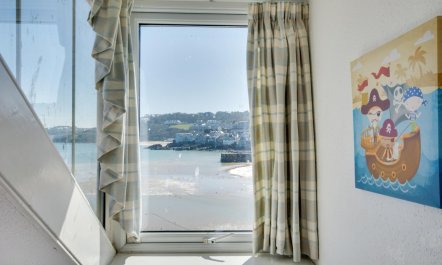 3 Bed in St Ives 8