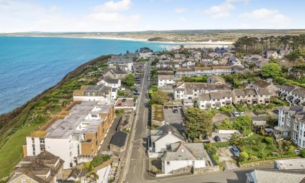 2 Bed in St Ives 7