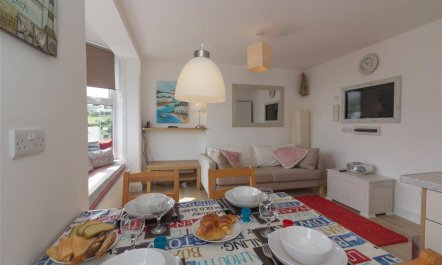 2 Bed in St Ives 8