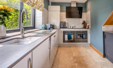 1 Bed in Pennard 8