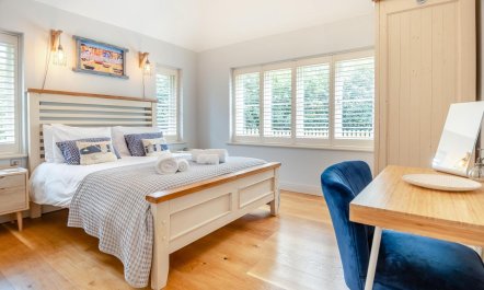 5 Bed in West Runton 4