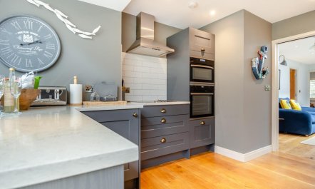 5 Bed in West Runton 9