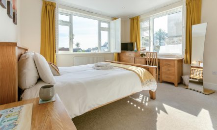 2 Bed in St. Ives 4