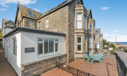 2 Bed in St. Ives