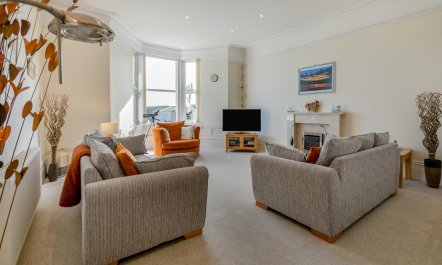 2 Bed in St. Ives 9