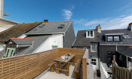 4 Bed in St Ives 1